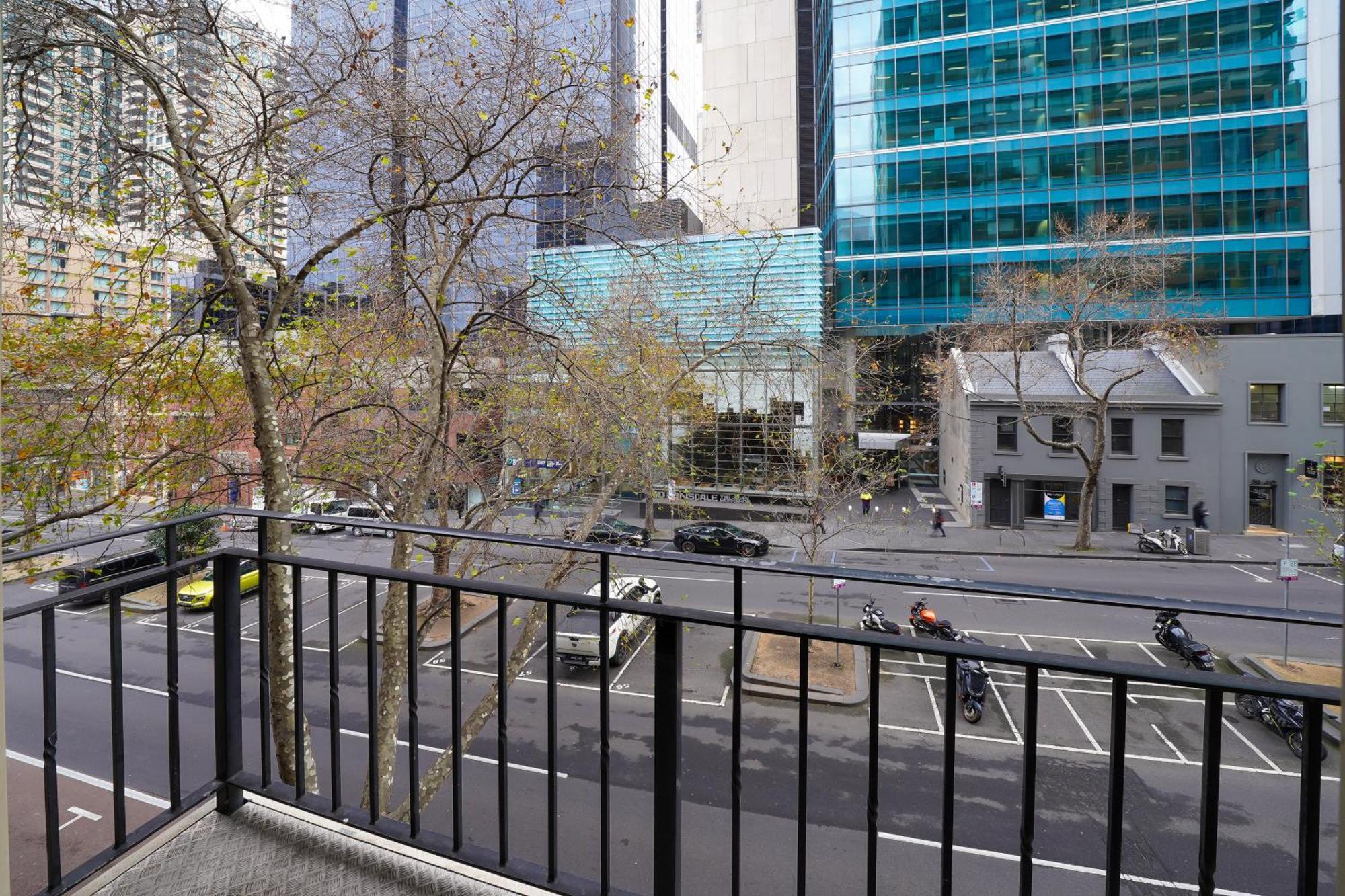 Comfort Hotel Melbourne Central Экстерьер фото