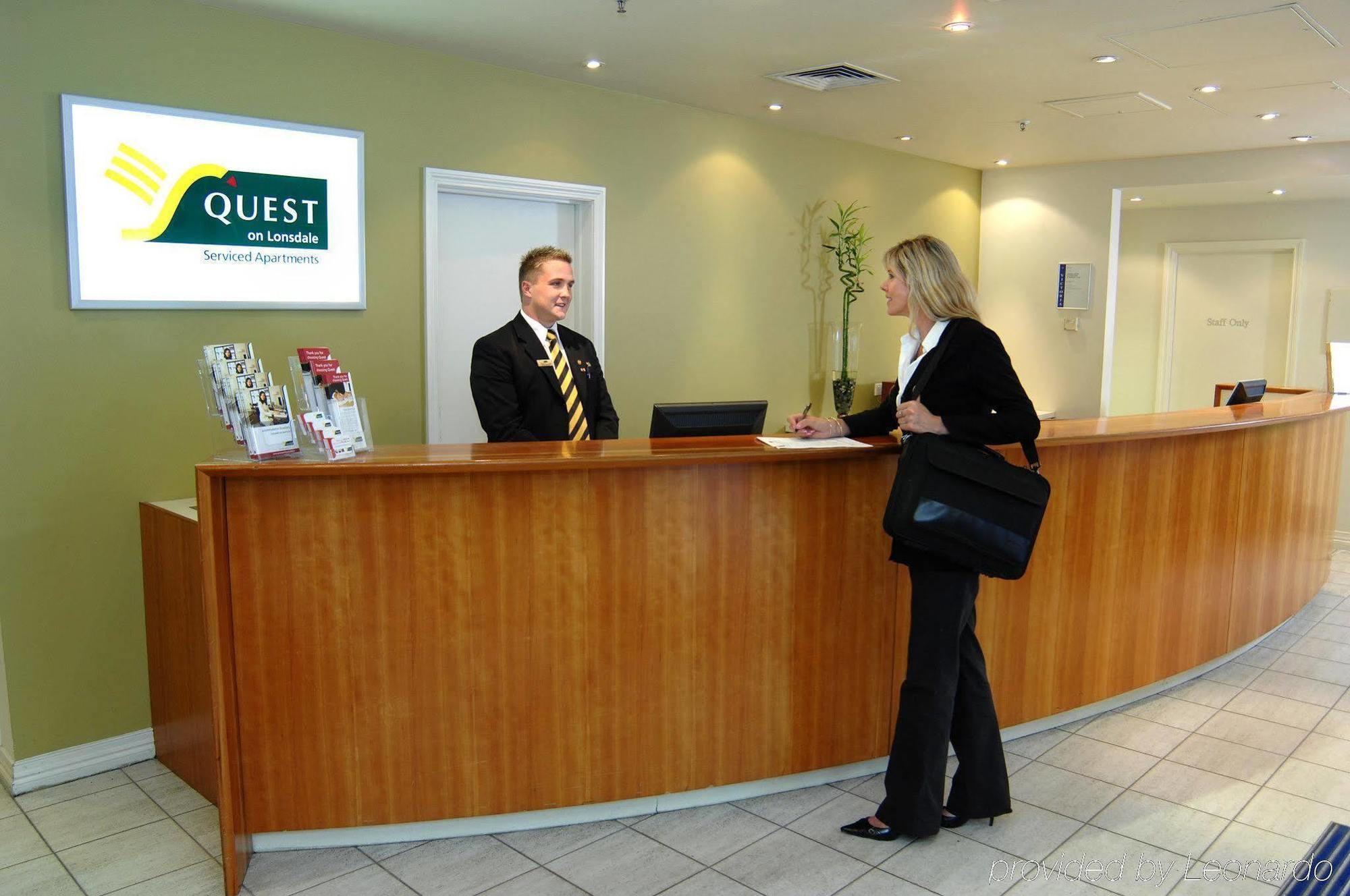 Comfort Hotel Melbourne Central Интерьер фото